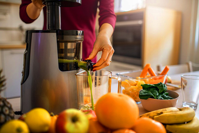 Who Should Use a Nutribullet Juicer, and Who Should Not