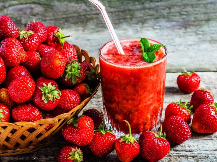 Some Dishes That Make From Strawberry Juice