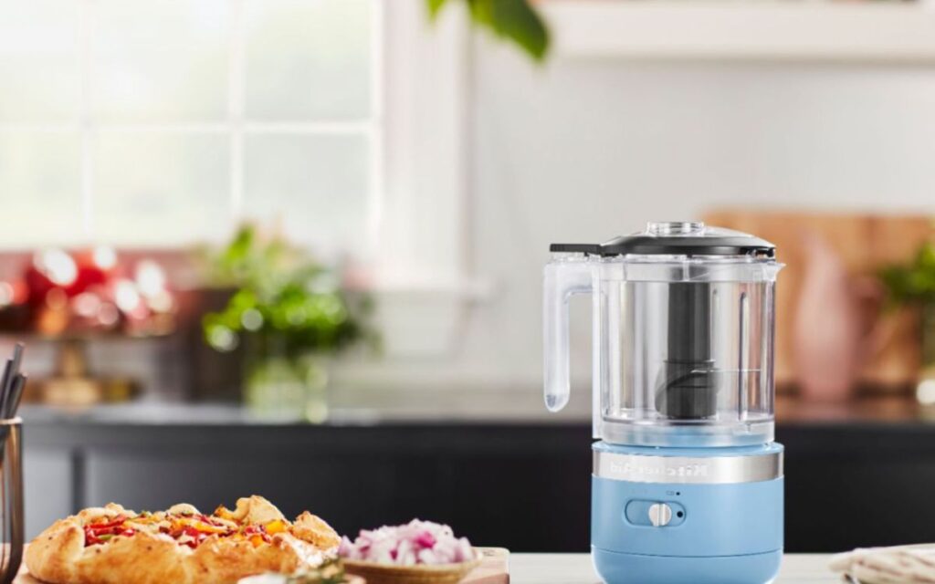 Can a food processor replace a blender?