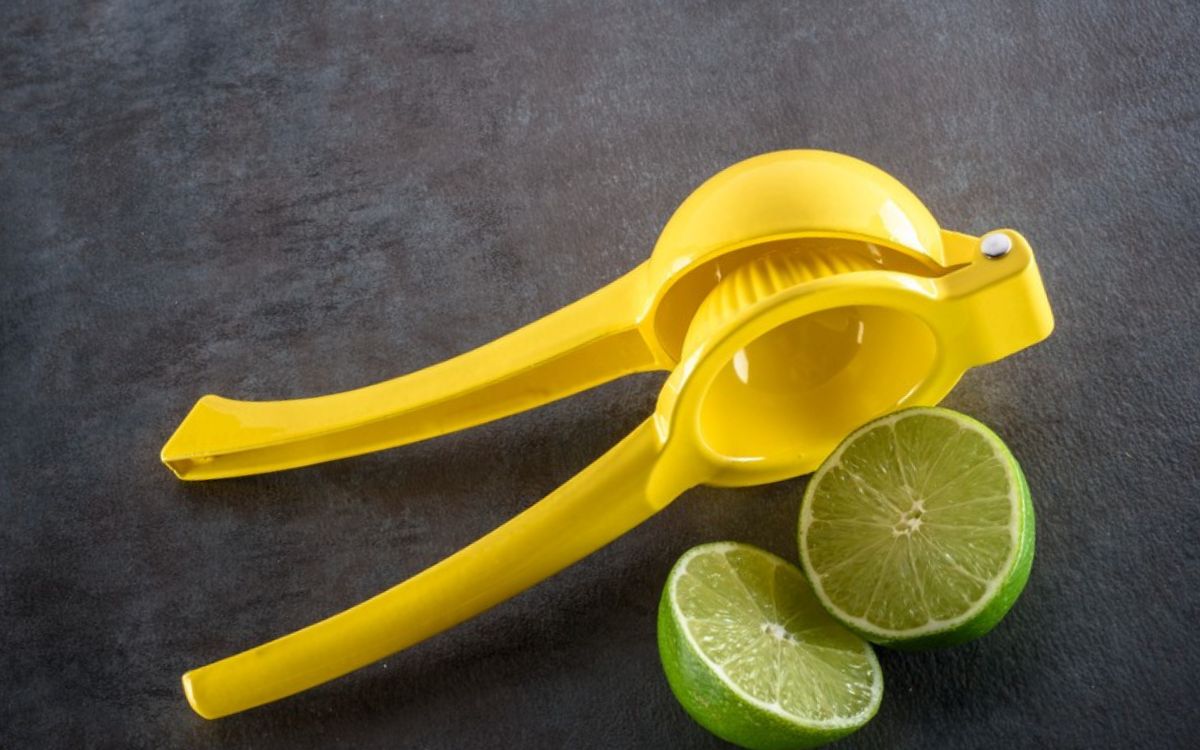 How Do Lime Juicers Work?