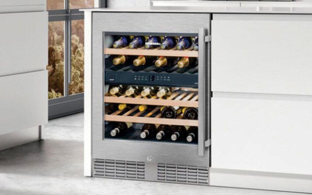 How Does a Wine Cooler Work?