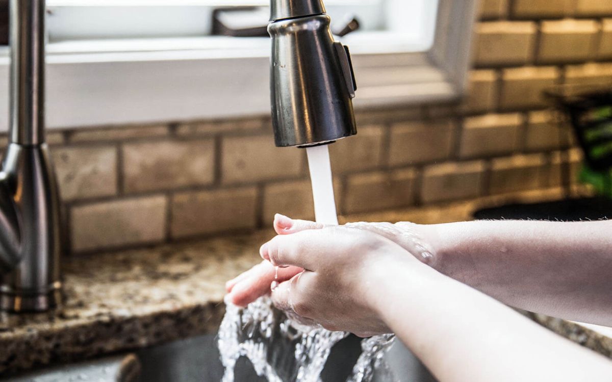 How To Clean Sink Faucet Head