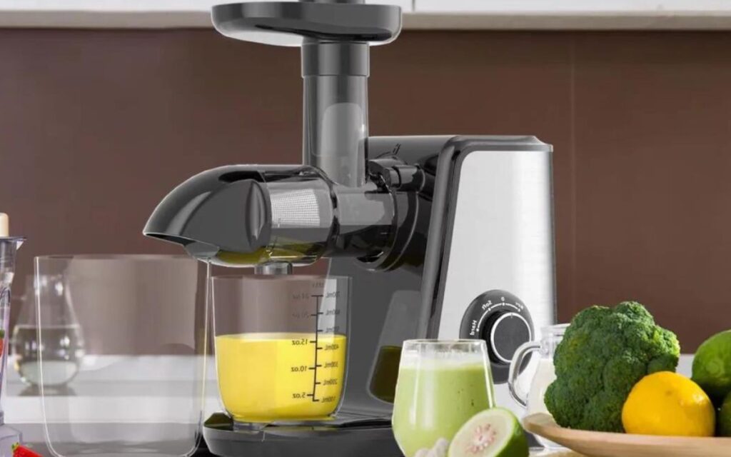 How to Use a Blender for Juicing