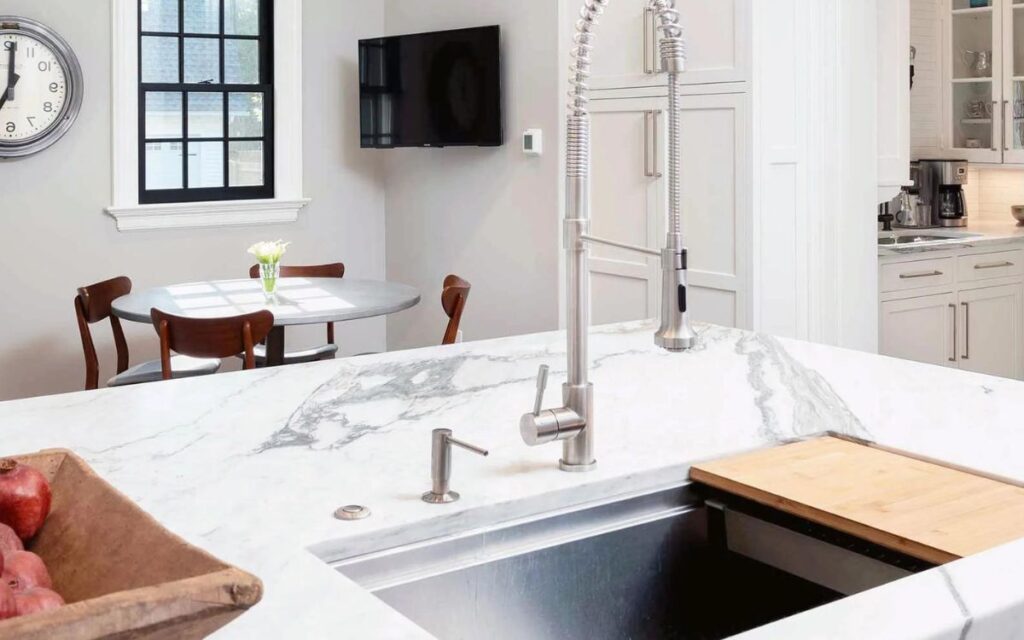 What type of faucet should I purchase?